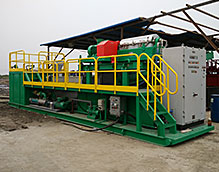 離心機(jī)通過化學(xué)絮凝處理油基污泥